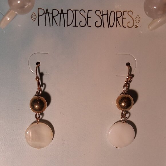 Necklace & Earrings - Paradise Shores - Shell or Mother of Pearl - Picture 3 of 5